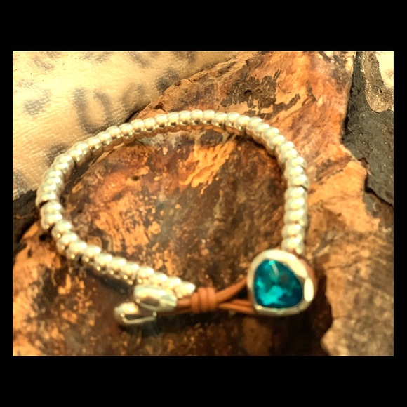 Silver bracket - Picture 1 of 2